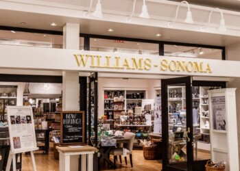 Williams-Sonoma riporta utili e ricavi migliori del previsto nel Q4
