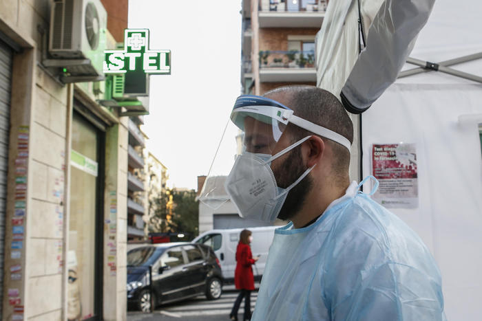 Zingaretti,nel Lazio pronte 1500 farmacie ma mancano vaccini