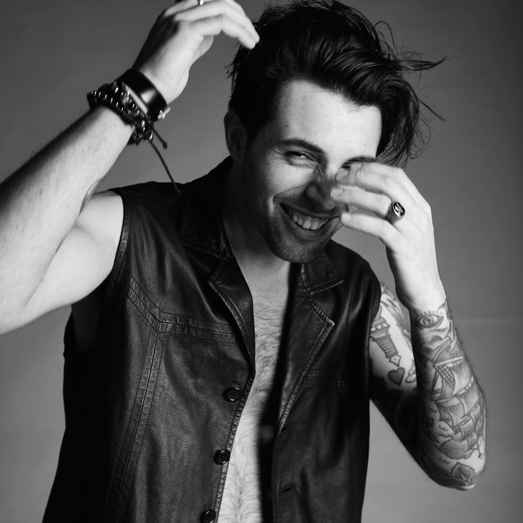 Brandon Dioguardi: “A Metà” è il nuovo singolo in rotazione radiofonica