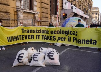 PNRR, GREENPEACE AL GOVERNO DRAGHI: «WHATEVER IT TAKES PER IL PIANETA»