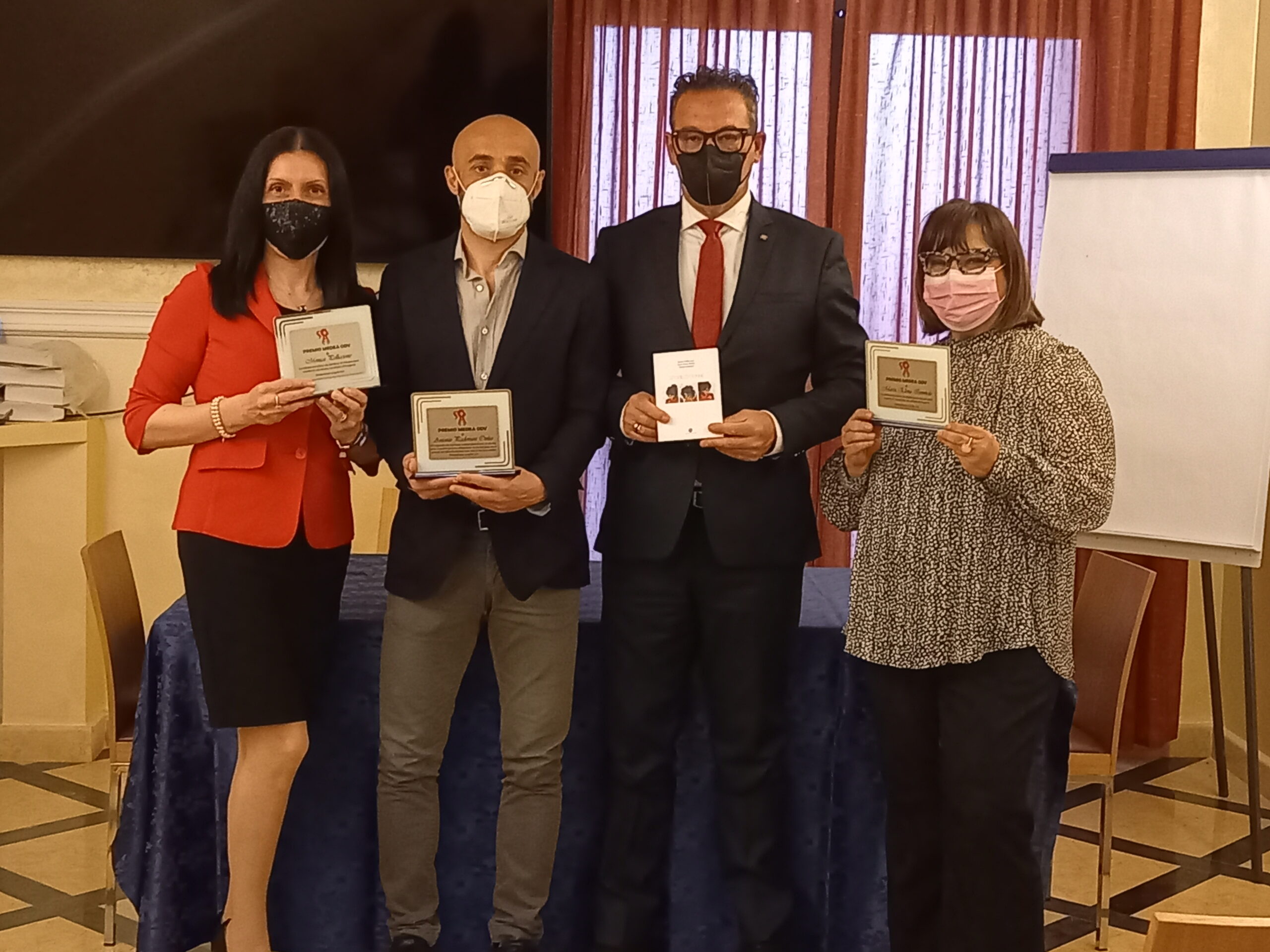 Violenza di genere: premio nazionale Medea alle autrici di “Storie di donne”