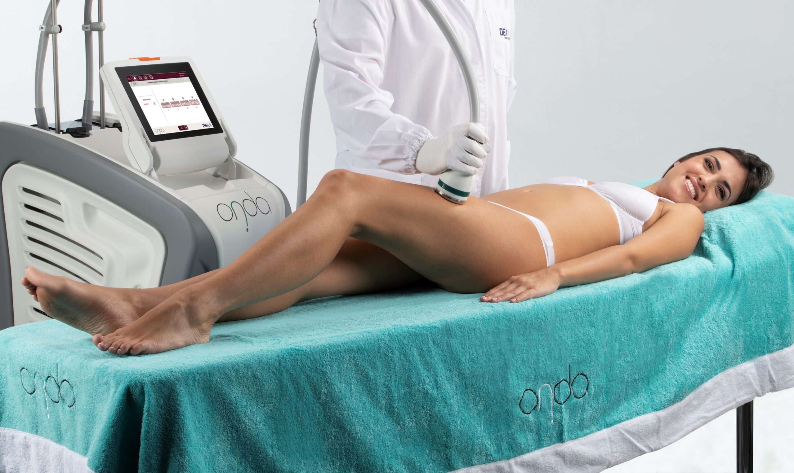 Come superare la prova costume, rimodellando la silhouette con le microonde e i campi magnetici