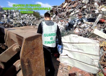 PESCARA: Inchiesta su traffico illecito di rifiuti. Sequestrati beni per un valore di 2.200.000 €.