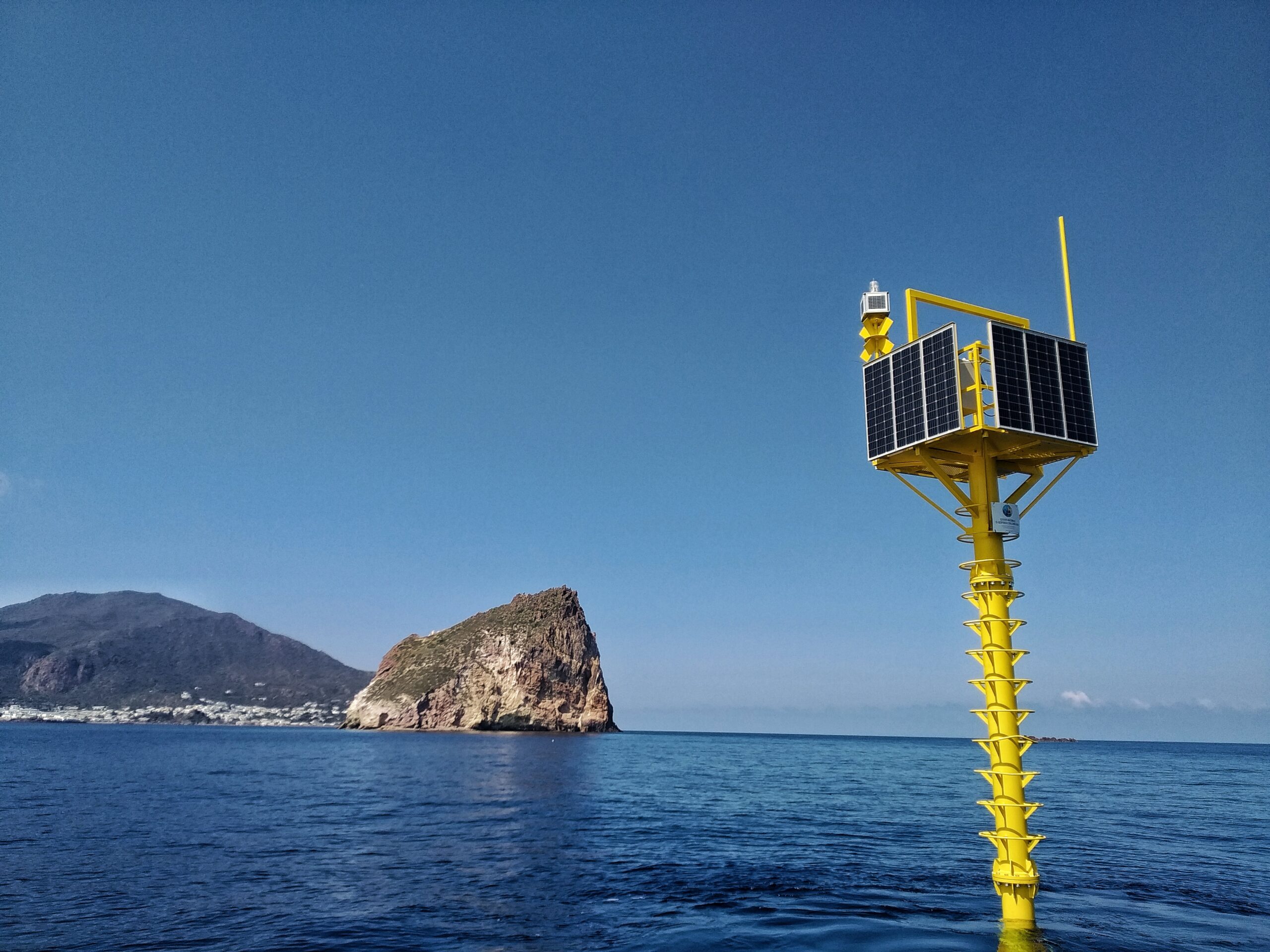 A Panarea operativo un nuovo sistema di monitoraggio sottomarino
