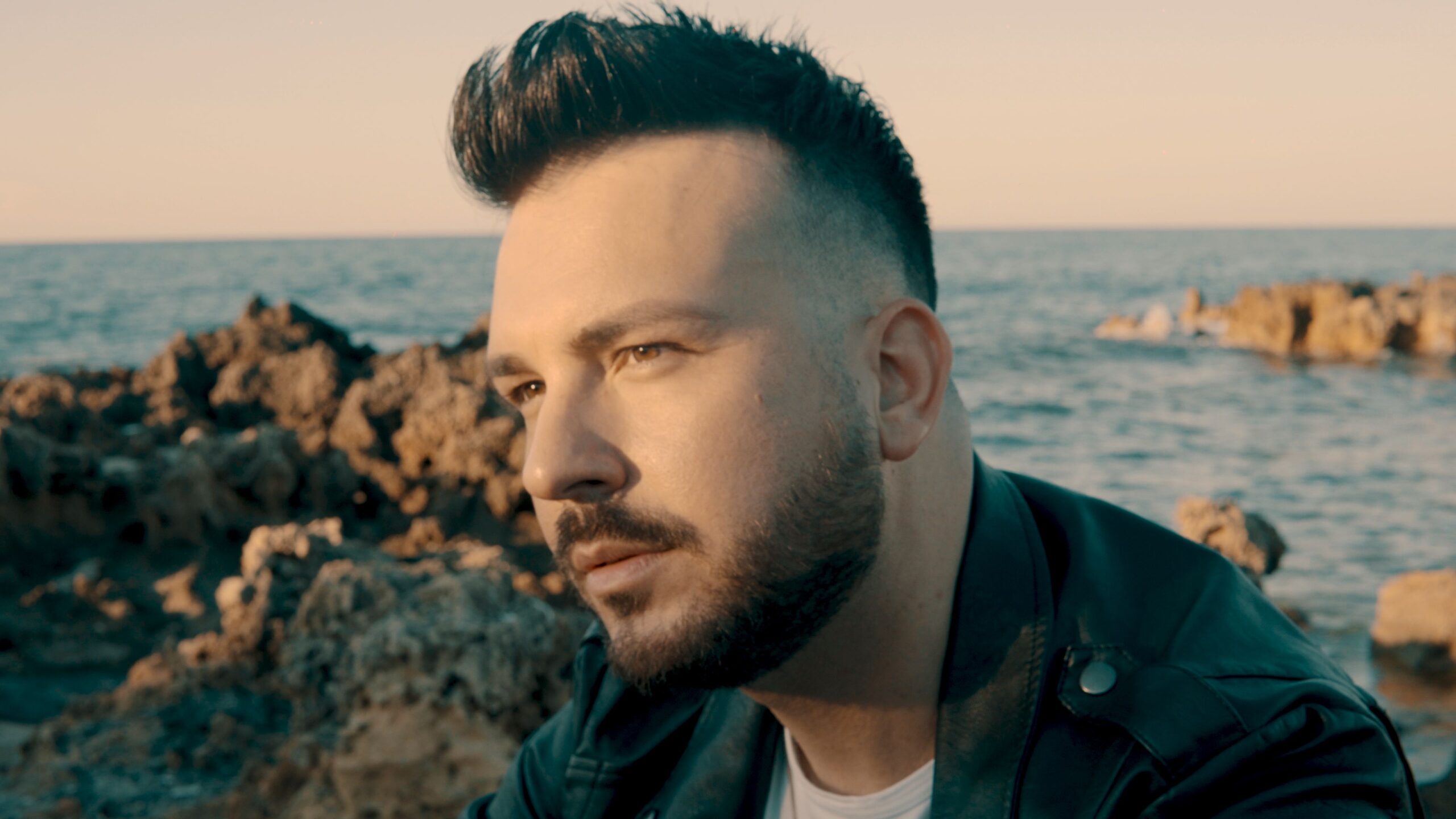 MARZIO :“NEGLI OCCHI DEL MONDO – I NUOVI POVERI”