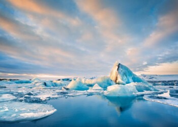 Antartide, l’iceberg più grande del mondo si è sciolto