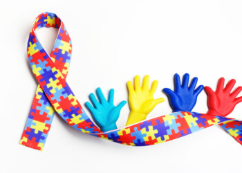 AUTISMO. DALL’OSSERVAZIONE IN CLASSE AI GRUPPI DI LAVORO PER L’HANDICAP, IL ‘SERVIZIO SCUOLA’ IDO AIUTA I BAMBINI