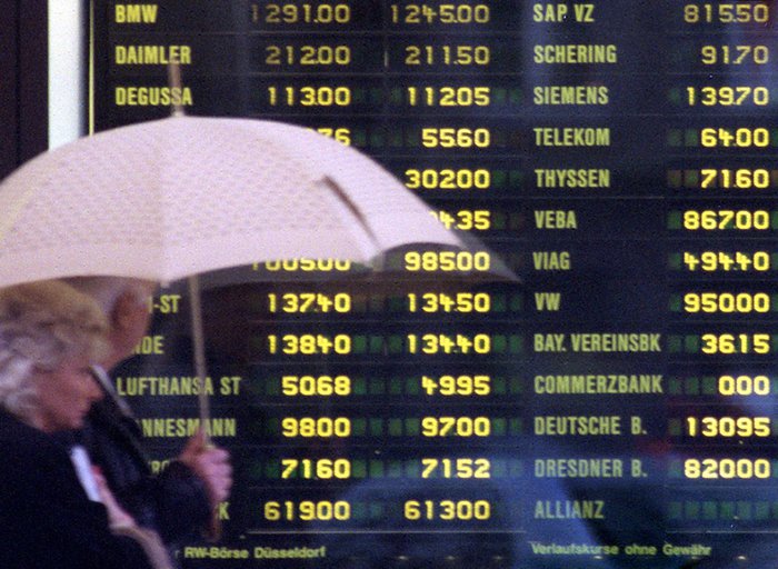 Borsa: Europa chiude in rialzo, Parigi +0,91%, Londra +0,62%