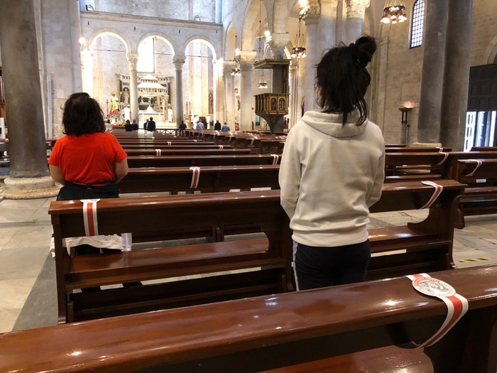 Covid: a Bari stop comunioni e cresime fino a ‘zona gialla’