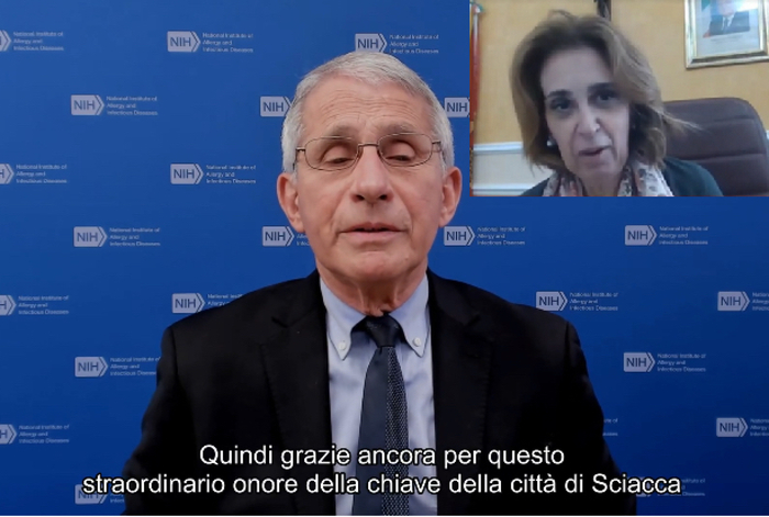 Covid: consegnate chiavi Sciacca dal sindaco a Fauci