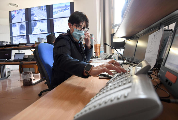 Covid: festa in casa in 44, sanzionati