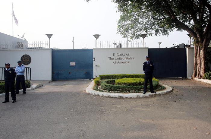 Covid: India,2 morti e 100 positivi in staff diplomatici Usa