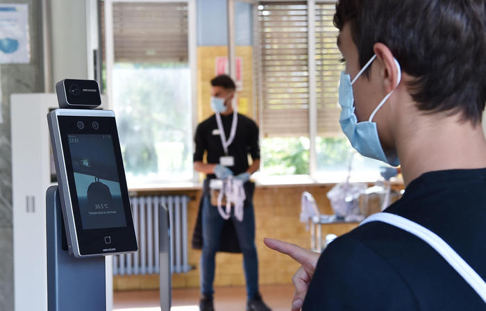 Covid: termoscanner ‘smart’ condividono dati in tempo reale