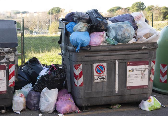 Fisco: a Trapani i rifiuti più costosi, Fermo la meno cara