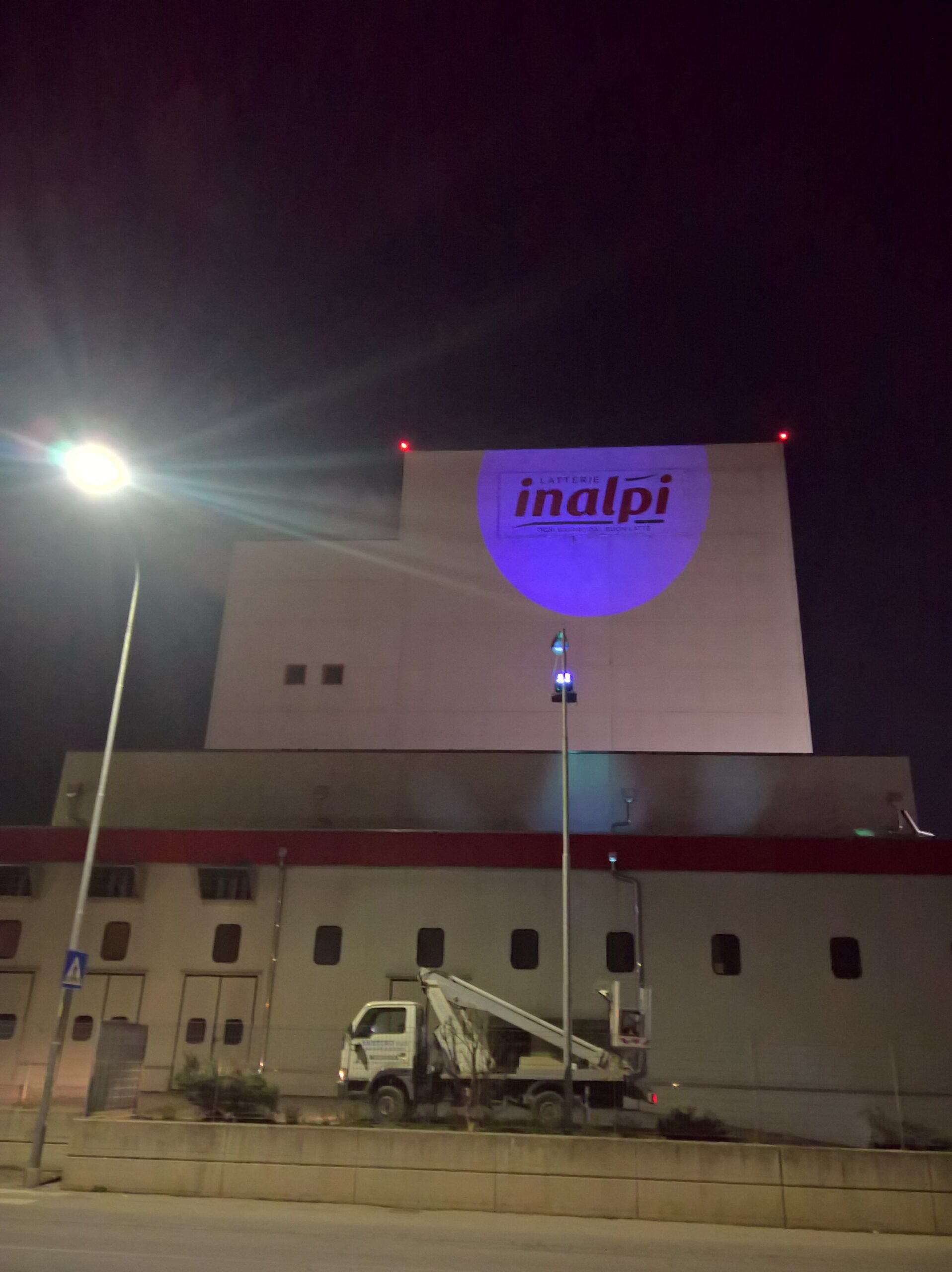 INALPI SI COLORA DI BLU PER LA GIORNATA INTERNAZIONALE DELL’AUTISMO