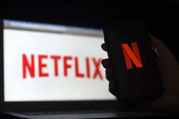 Netflix, arriva un tasto per gli indecisi