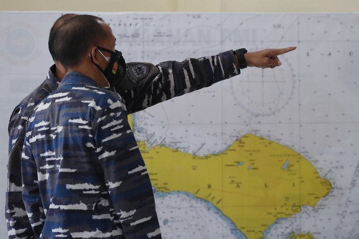 Ritrovati detriti del sommergibile scomparso a Bali