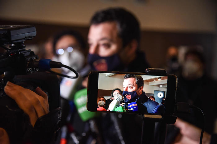 Salvini, da ministro sarei andato in piazza con miei agenti