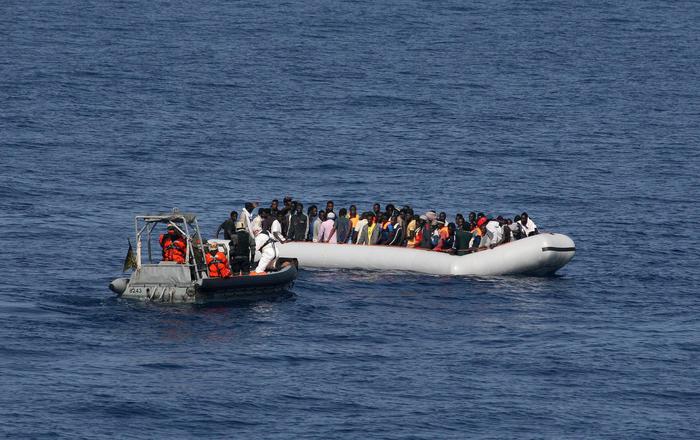 ++ Sos Mediterranee, oltre 100 migranti morti al largo Libia ++