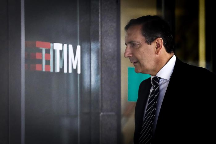 Tim: Rossi e Gubitosi confermati con 95% voti a favore