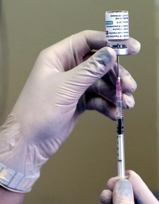 Vaccini: Lazio, Astrazeneca ad under 60 su base volontaria