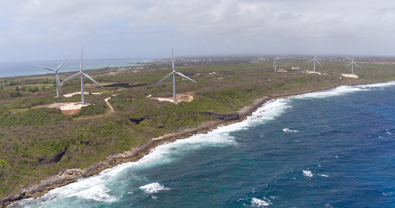 Energia rinnovabile, la tecnologia made in Italy vince ai Caraibi: ecco le pale eoliche che sconfiggono i tifoni