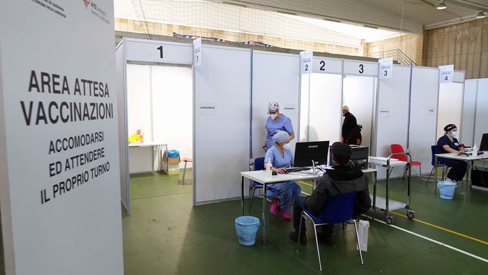>ANSA-IL-PUNTO/COVID: vaccini, boom prenotazioni in Sardegna