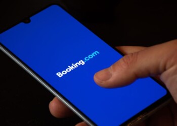 CEO di Booking Holdings parla della domanda di viaggi globale dopo la perdita del Q1