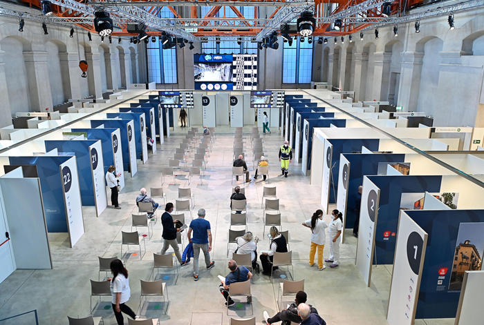 Covid: Scende ancora l’Rt nazionale a 0,72 l’incidenza si abbassa a 47 ogni 100 mila