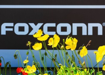 Il profitto di Foxconn sale poiché il COVID-19 sostiene la domanda