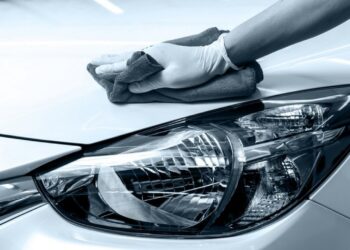 Lavaggio auto a domicilio, la febbre sale