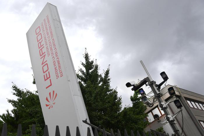 Leonardo: ricavi 3 mesi 2,79 miliardi, rosso 2 milioni