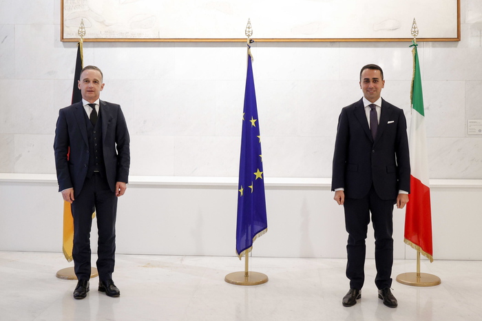 Migranti:Di Maio,riattivare meccanismo redistribuzione Ue