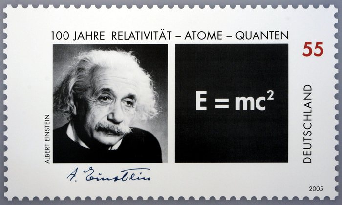 Oltre 1 mln ad asta per lettera Einstein con equazione E=mc2