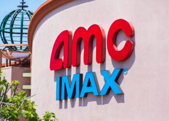 Riepilogo azioni di venerdì: AMC sale del 20%, GameStop anche di più