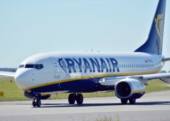 Ryanair verso una perdita netta dato che il COVID-19 grava sulla domanda