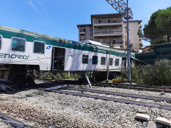 Treno deragliato:13 indagati tra dirigenti e tecnici Trenord