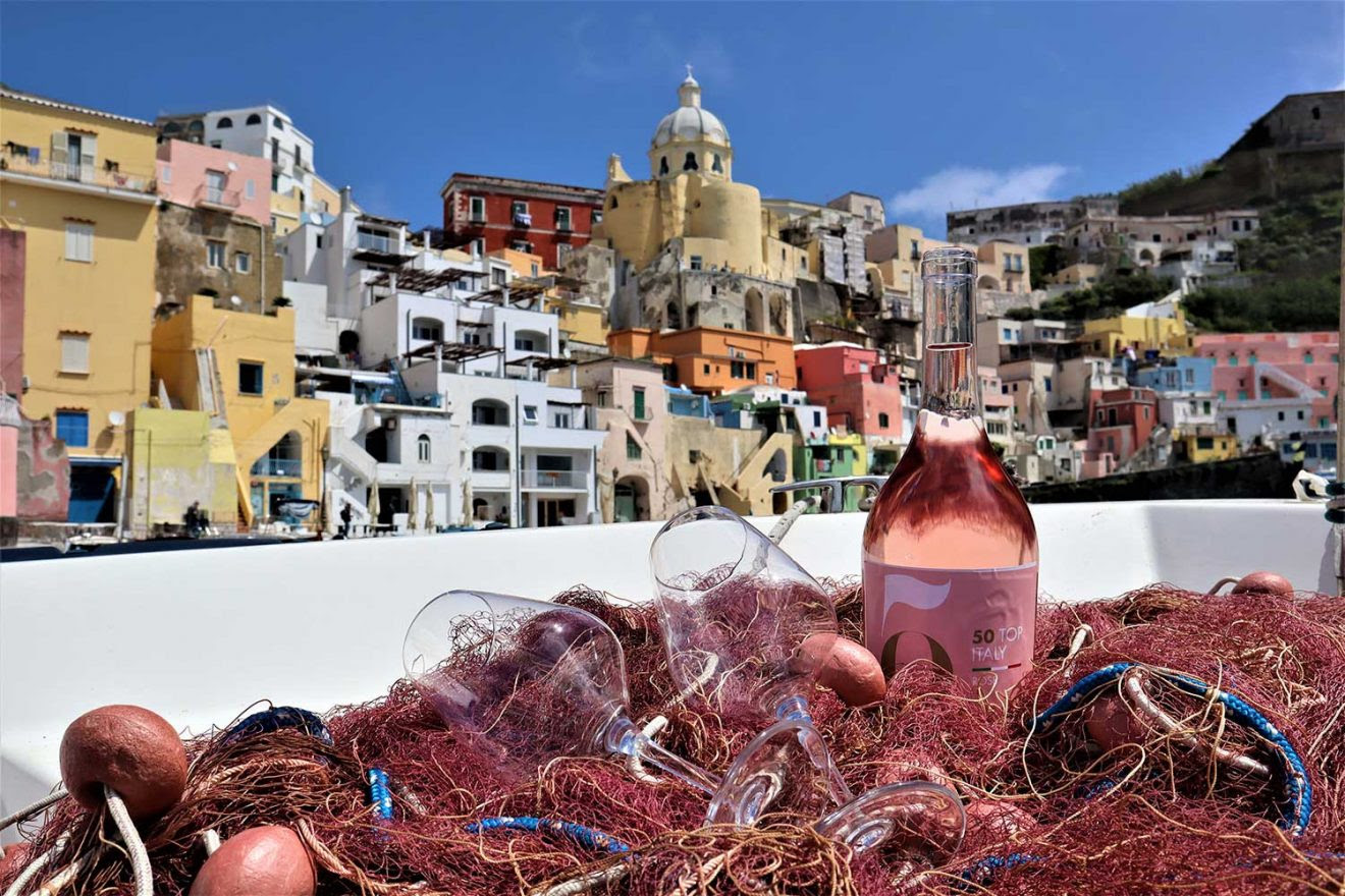 50 Top Italy Rosé 2021: di Valentini e Ca’ del Bosco i migliori vini rosati d’Italia