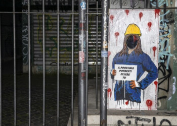 SICUREZZA SUL LAVORO: LA DENUNCIA DELLA STREET ARTIST LAIKA