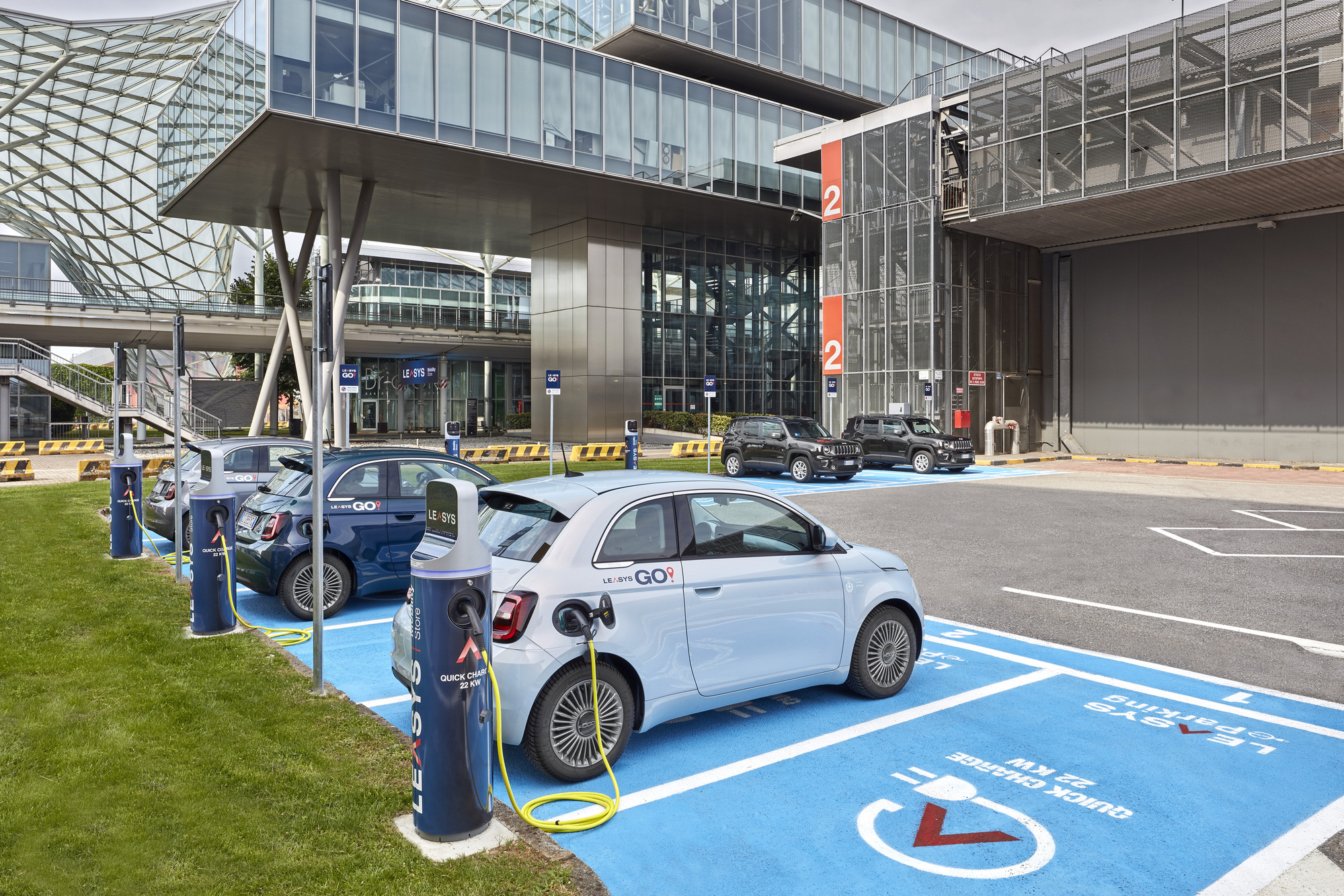 CAR SHARING IN FIERA: LEASYSGO! ARRIVA A FIERAMILANO RHO E  FIERAMILANOCITY