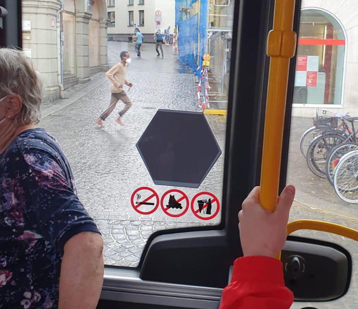 Accoltella i passanti a Wurzburg, almeno 3 morti e 6 feriti