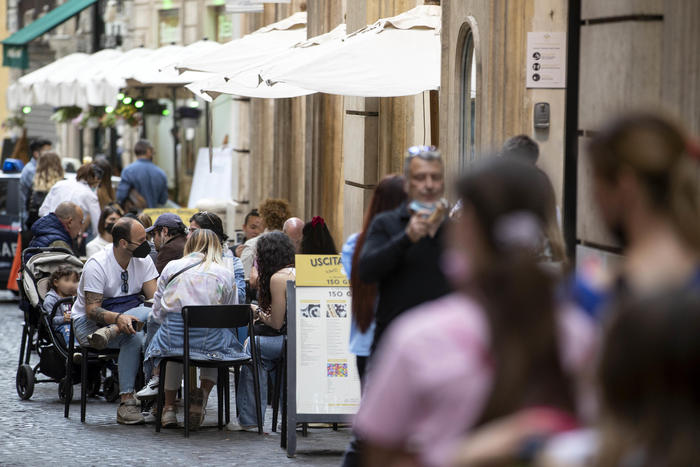 Covid: 495 positivi, 21 vittime