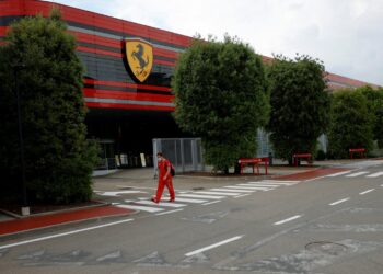 Ferrari accelera sull’innovazione: accordo con Amazon per soluzioni cloud e intelligenza artificiale