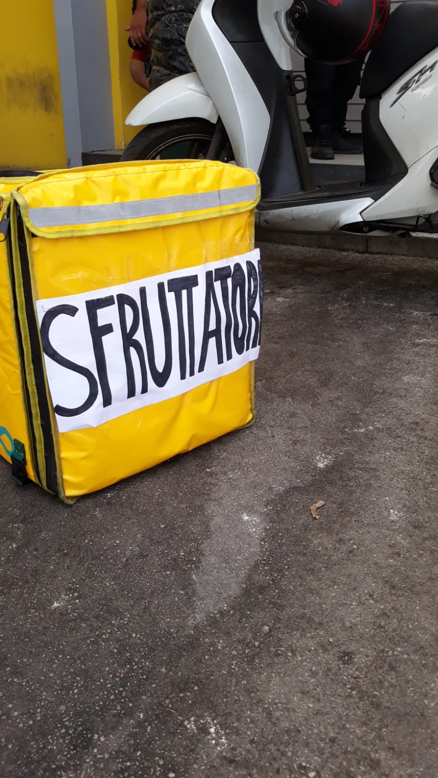 Glovo, oggi scioperano a Palermo i corrieri dell’azienda spagnola. Tre presidi a partire dalle ore 17.