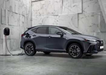Il mercato riparte con Suv ed elettrificate