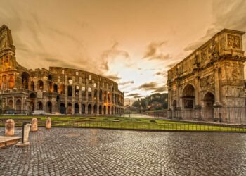 Meteo ROMA caldo afoso costante. Domenica temporale