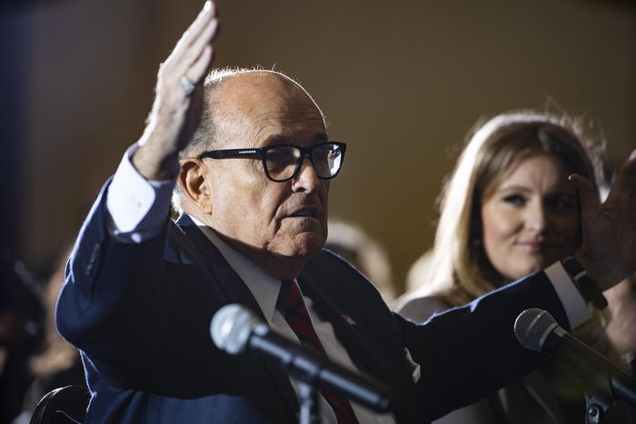 Ny sospende Giuliani,non potrà esercitare professione legale