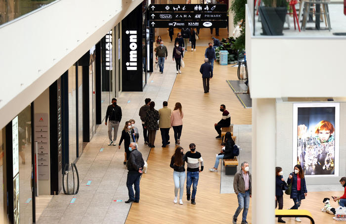 Pil primo trimestre cresce dello 0,1%, Istat ribalta stime