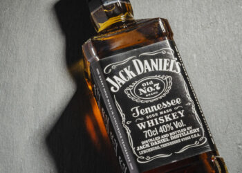 Punti salienti dal rapporto sugli utili del Q4 di Brown-Forman