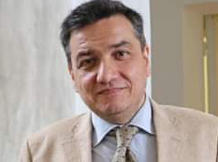 Rissa a bottigliate tra giovanissime finisce in rete